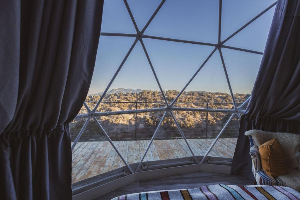 Zia Geo Dome At El Mistico Ranch, Glamping Vila Nogal Exterior foto