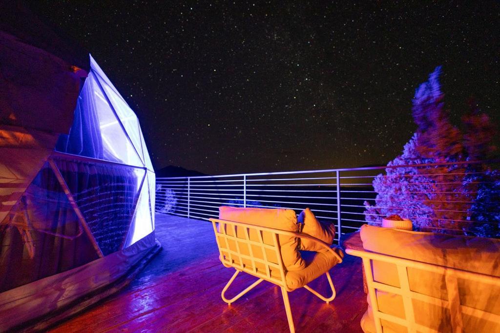 Zia Geo Dome At El Mistico Ranch, Glamping Vila Nogal Exterior foto
