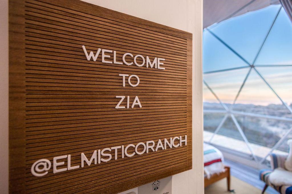 Zia Geo Dome At El Mistico Ranch, Glamping Vila Nogal Exterior foto